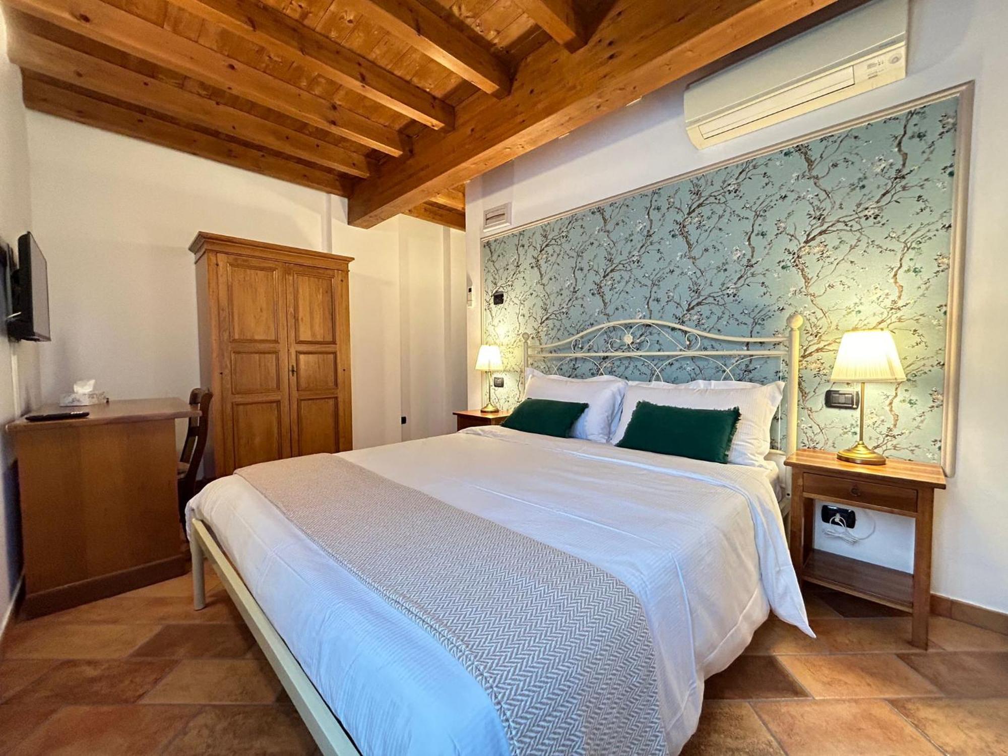 Bed and Breakfast Locanda Corte Ruspecchio Quattro Castella Exterior foto